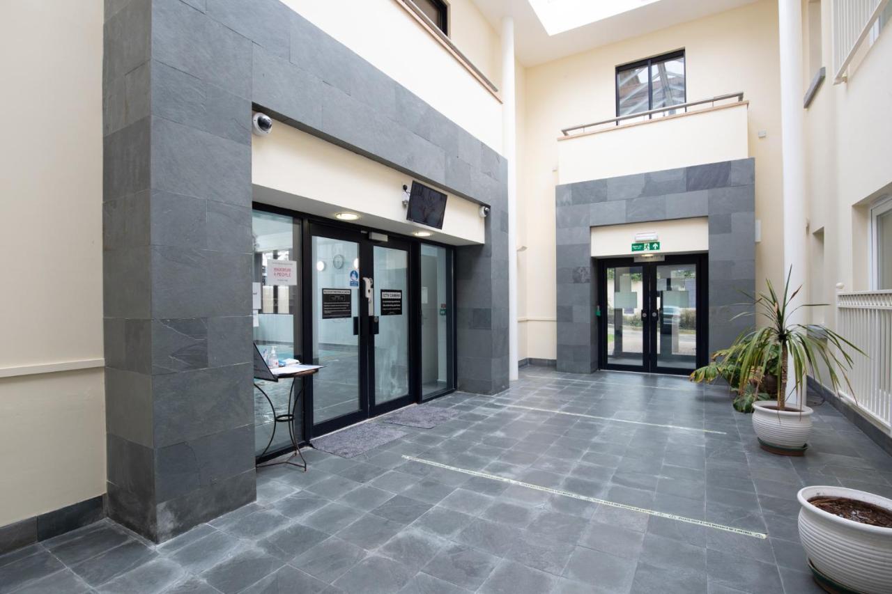 Bryn Y Mor - Tenby Apartment Sea Views Εξωτερικό φωτογραφία